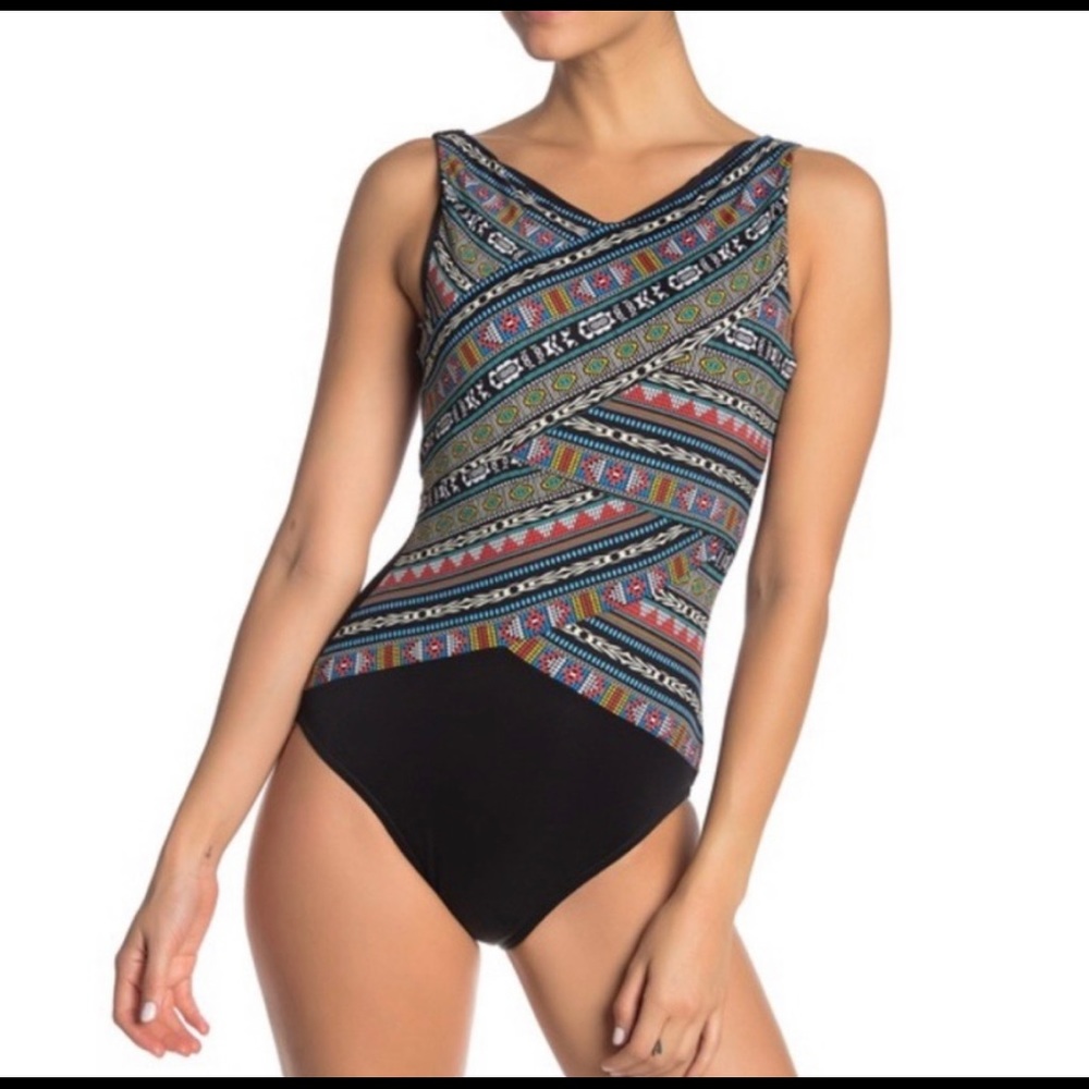 Miraclesuit swimsuit. Size 8, tag faded.
